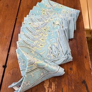 Cloth napkins and table cloth